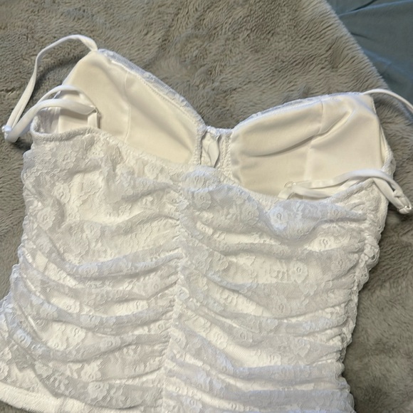 Moa Moa White Camisole Top with Delicate Lace - Picture 10 of 10